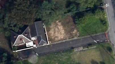 裏の路地の写真1