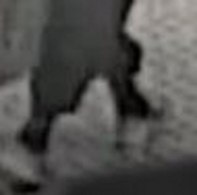 2015年04月21日駅の暴亀映像のズボン1